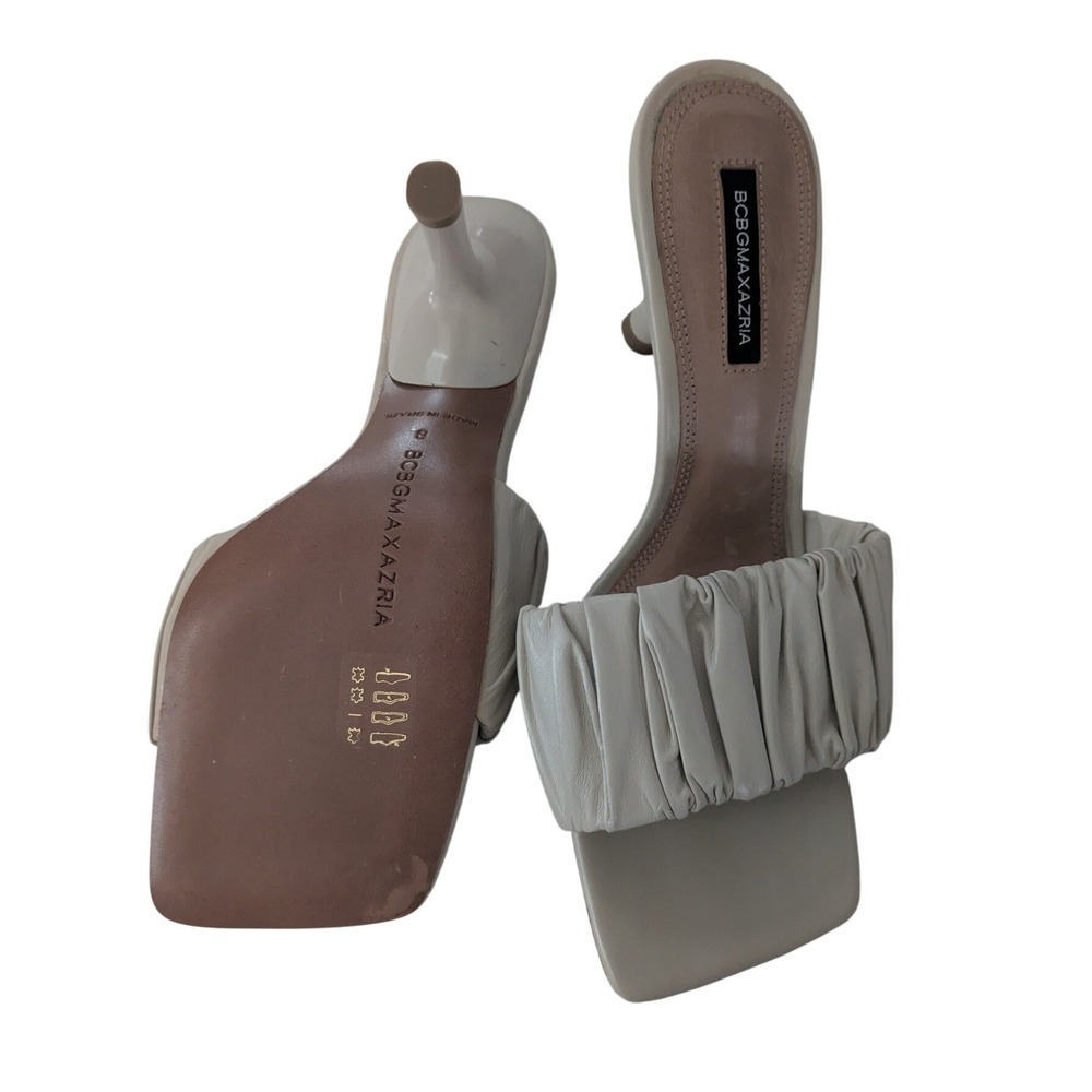 BCBGMAXAZRIA Size 8 Cream Ruffled Square Toe Mule Sandals - Picture 4 of 6